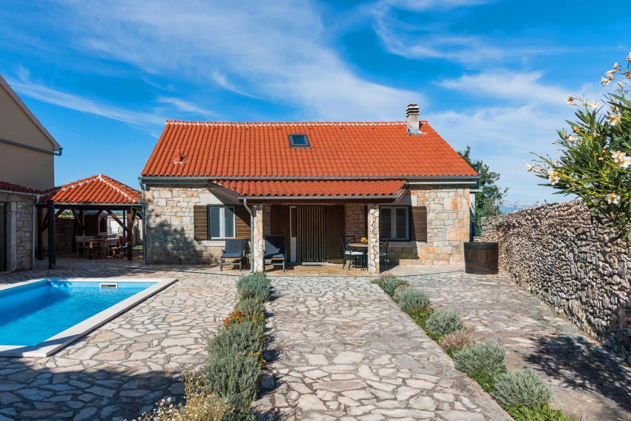 Вилла Rural House Gluic Bogatic Экстерьер фото