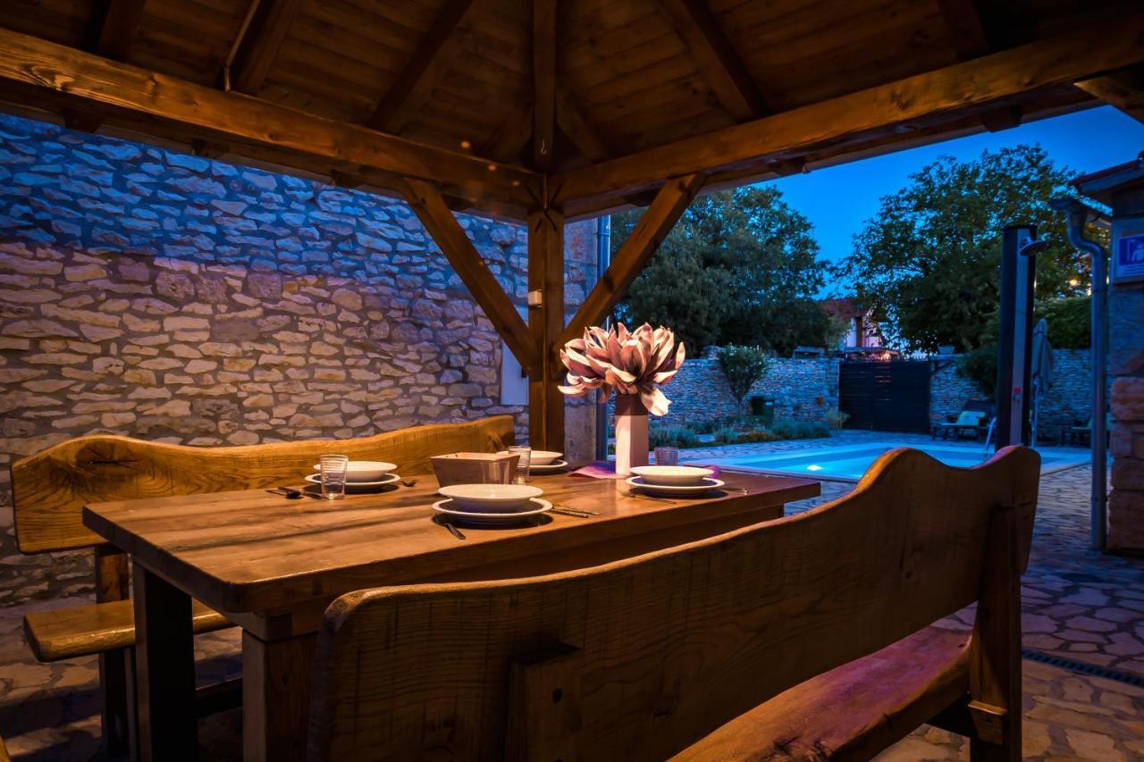 Вилла Rural House Gluic Bogatic Экстерьер фото